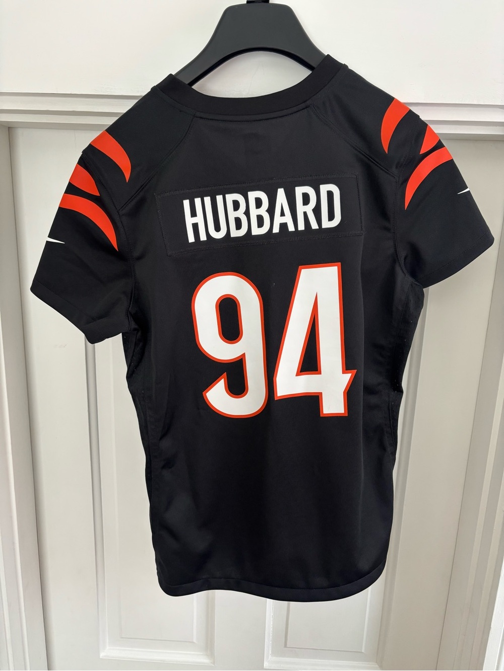 Women’s Medium Sam Hubbard Bengals Jersey — Nike